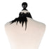 SiaLinda: Brustschmuck Halsschmuck Morticia mit schwarzen Rosen, weißen Perlen & Federn
